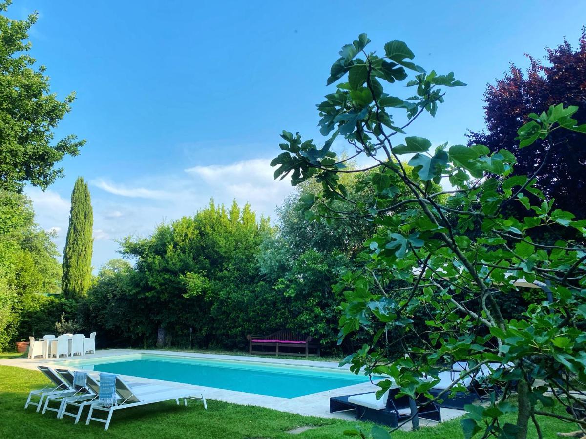 Apartamento Escape With Pool In